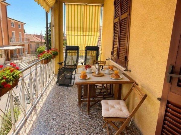appartamento in vendita ad Ameglia in zona Bocca di Magra