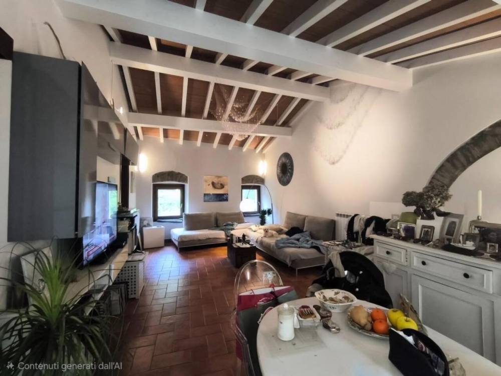 casa indipendente in vendita ad Ameglia in zona Cafaggio
