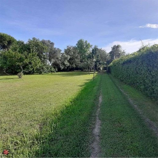 casa indipendente in vendita ad Ameglia in zona Bocca di Magra