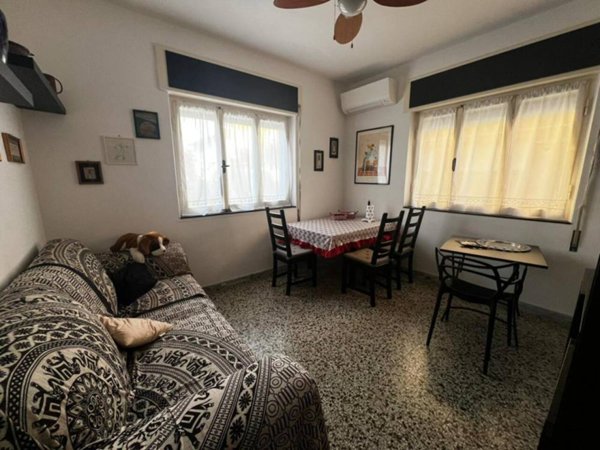 appartamento in vendita ad Ameglia in zona Bocca di Magra