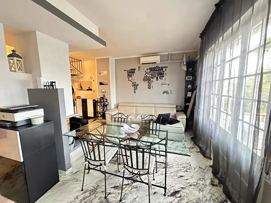 casa indipendente in vendita ad Ameglia in zona Fiumaretta