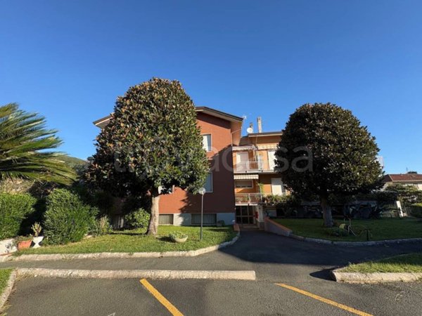 appartamento in vendita ad Ameglia in zona Cafaggio