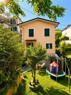 casa indipendente in vendita ad Ameglia