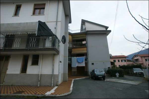 appartamento in vendita ad Arcola in zona Romito Magra