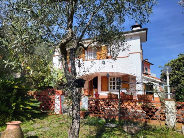 casa indipendente in vendita ad Arcola