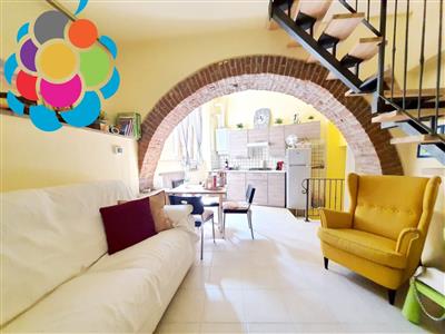 casa semindipendente in vendita ad Arcola in zona Baccano