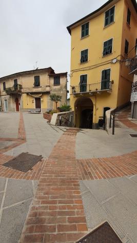 locale commerciale in vendita ad Arcola
