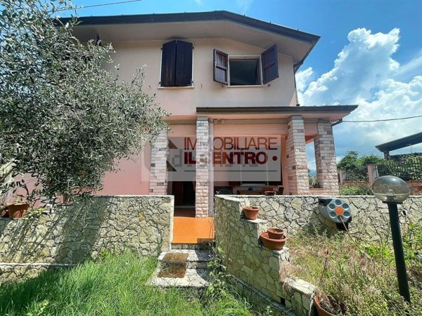 casa indipendente in vendita ad Arcola