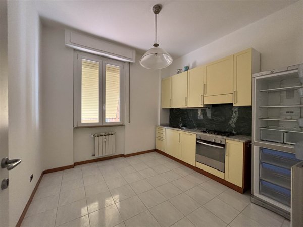 appartamento in vendita ad Arcola in zona Romito Magra