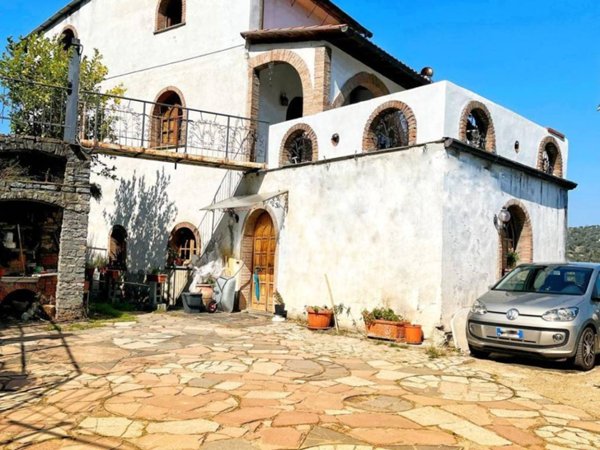 casa indipendente in vendita ad Arcola