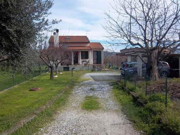 casa indipendente in vendita ad Arcola
