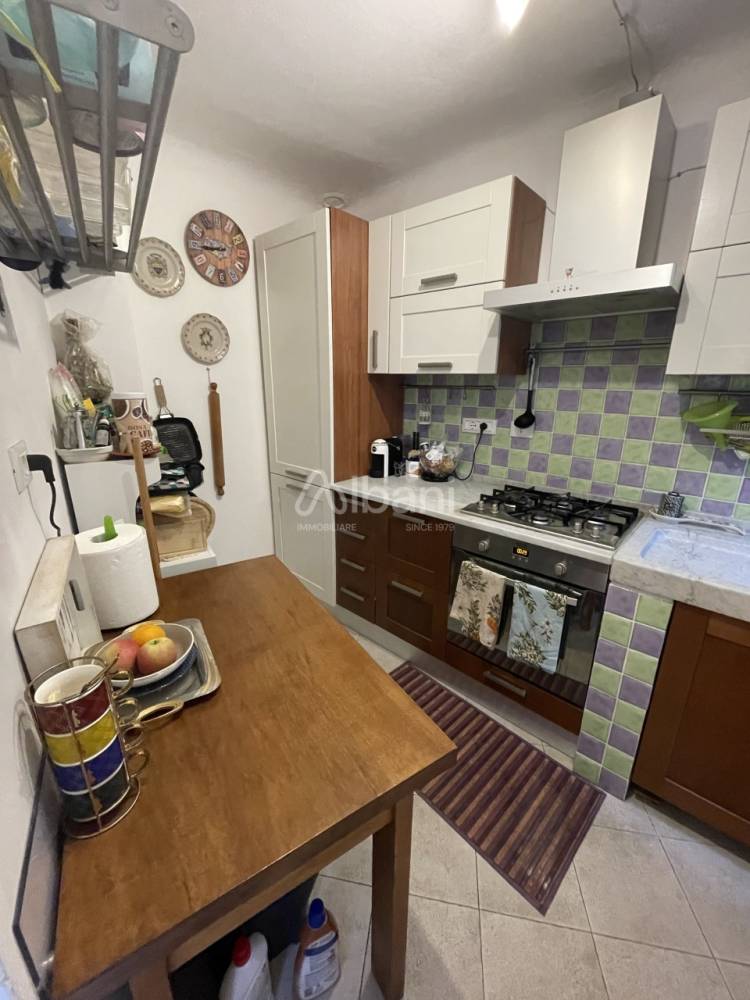 casa indipendente in vendita ad Arcola in zona Baccano