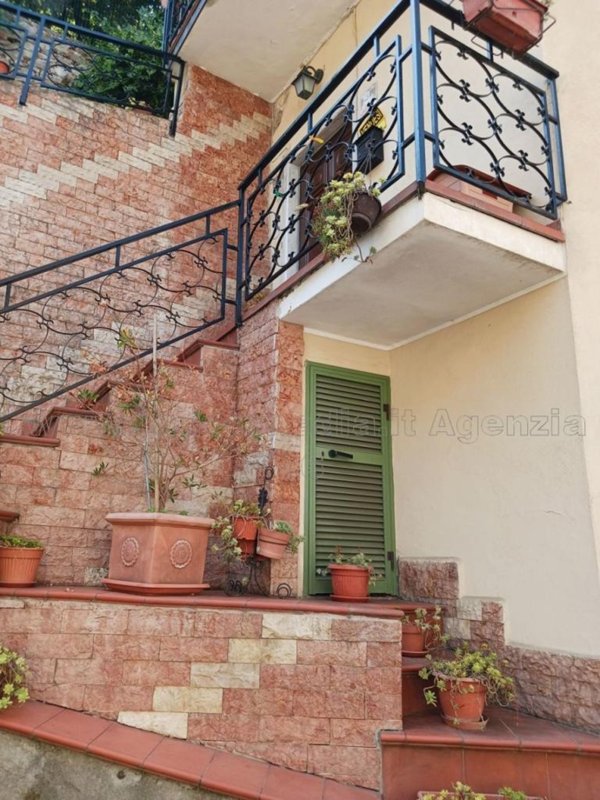 casa indipendente in vendita ad Arcola