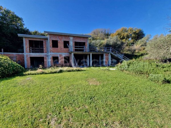 casa indipendente in vendita ad Arcola