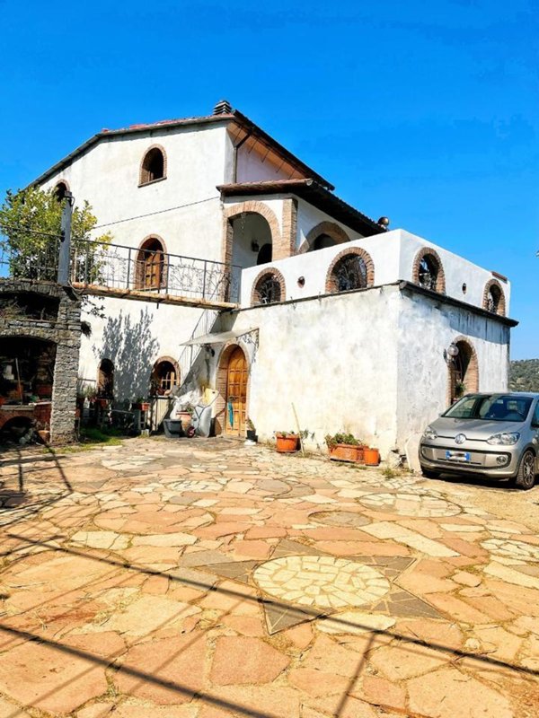 casa indipendente in vendita ad Arcola