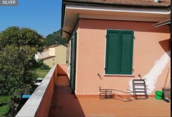 appartamento in vendita ad Arcola in zona Romito Magra
