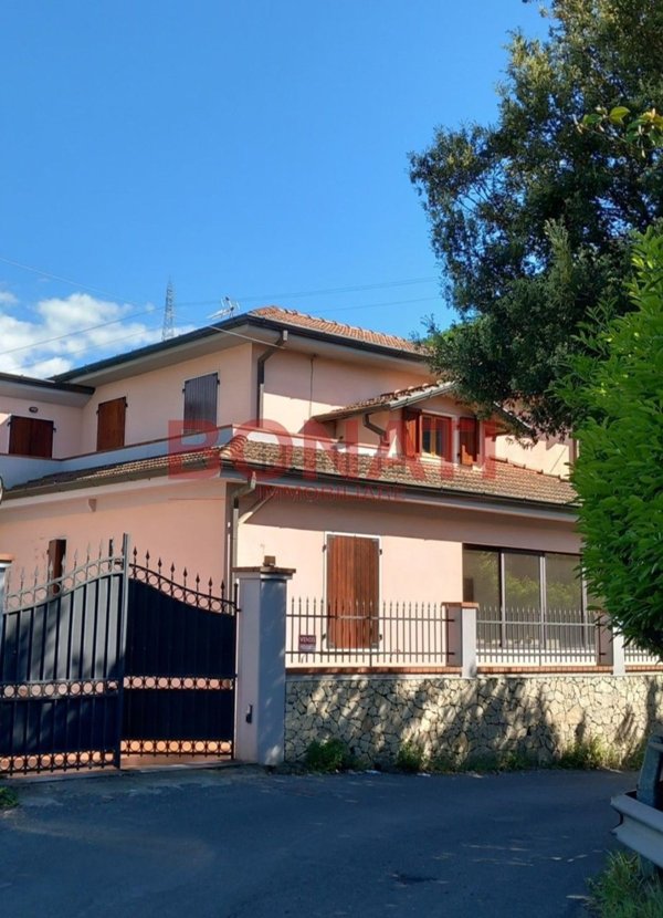 casa indipendente in vendita ad Arcola