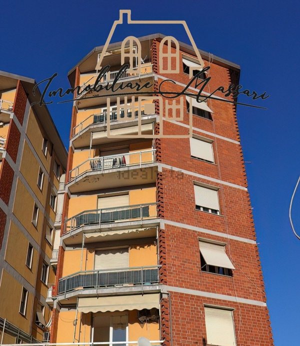 appartamento in vendita ad Arcola in zona Romito Magra