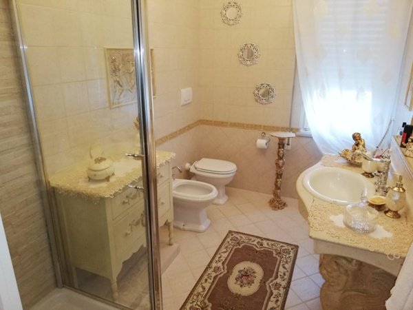 casa indipendente in vendita ad Arcola