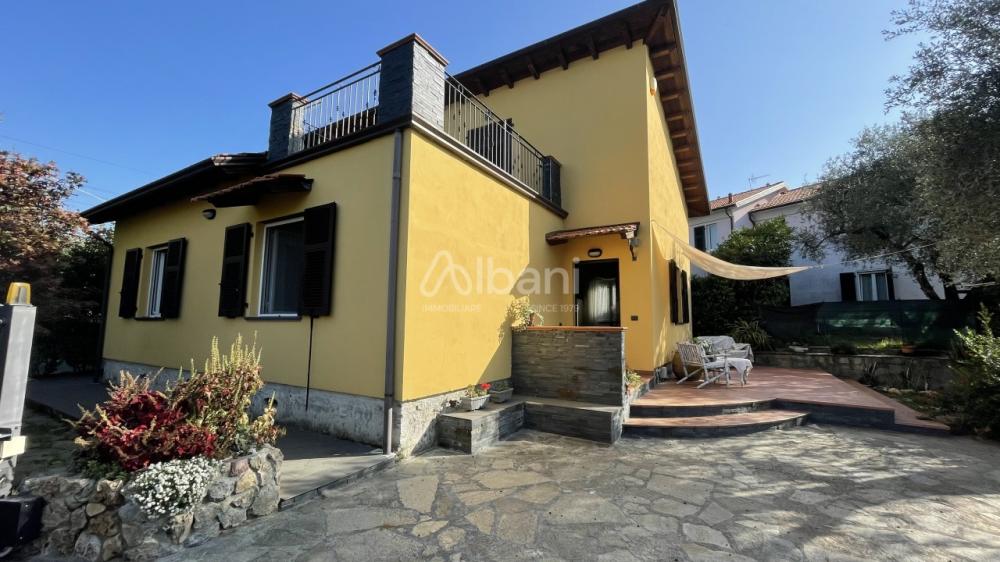 casa indipendente in vendita ad Arcola