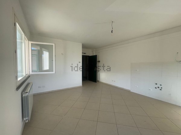 appartamento in vendita ad Arcola in zona Romito Magra