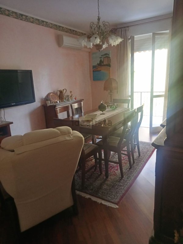 appartamento in vendita ad Arcola in zona Romito Magra