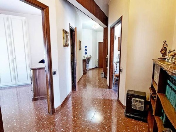 appartamento in vendita ad Arcola in zona Romito Magra