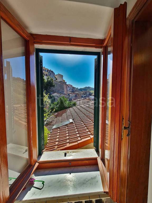 casa indipendente in vendita ad Arcola