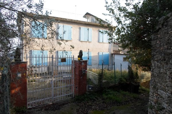 capannone in vendita ad Arcola