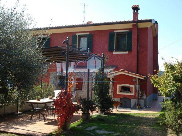 casa indipendente in vendita ad Arcola