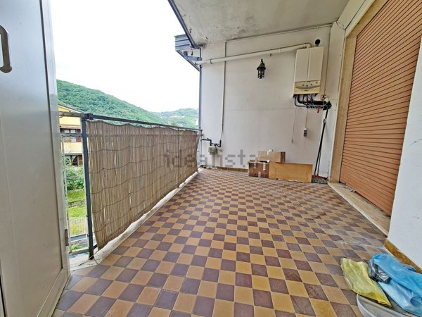 appartamento in vendita ad Arcola in zona Romito Magra