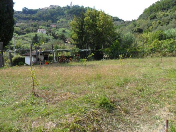 casa indipendente in vendita ad Arcola in zona Romito Magra
