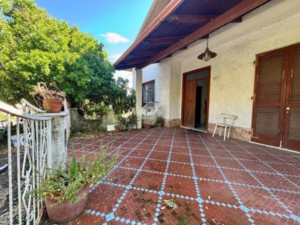 casa indipendente in vendita ad Arcola