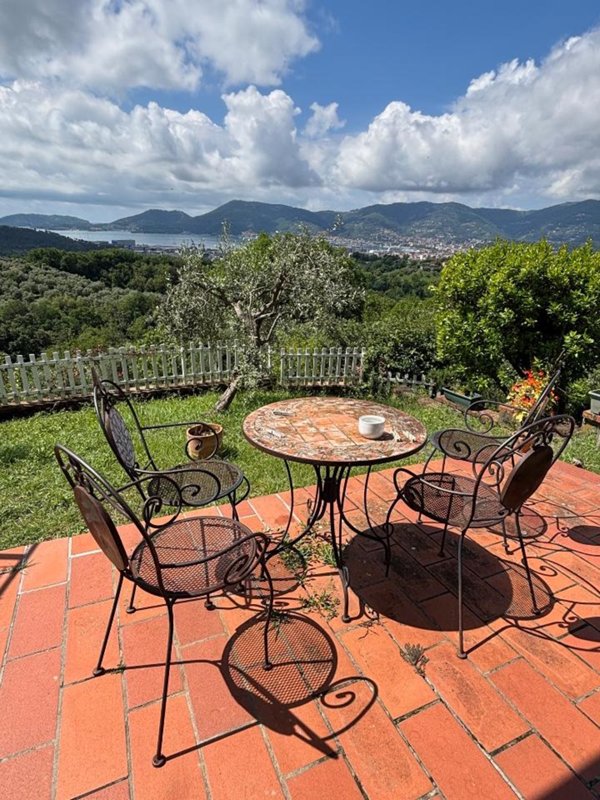 casa indipendente in vendita ad Arcola