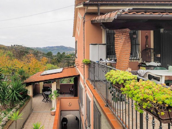 casa indipendente in vendita ad Arcola