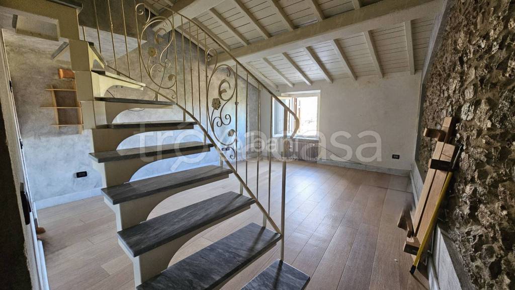 casa indipendente in vendita ad Arcola