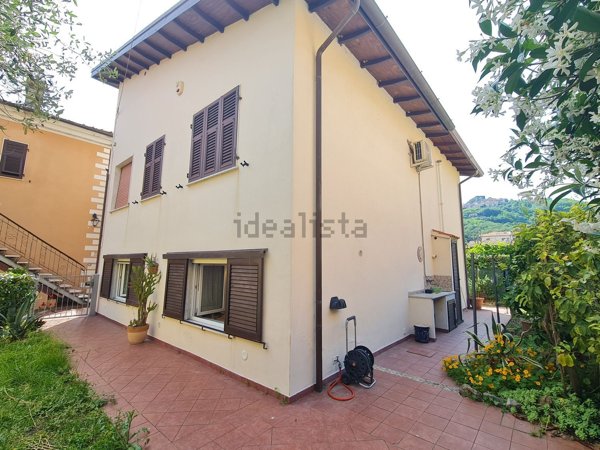 casa indipendente in vendita ad Arcola