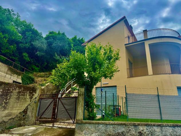 casa indipendente in vendita ad Arcola