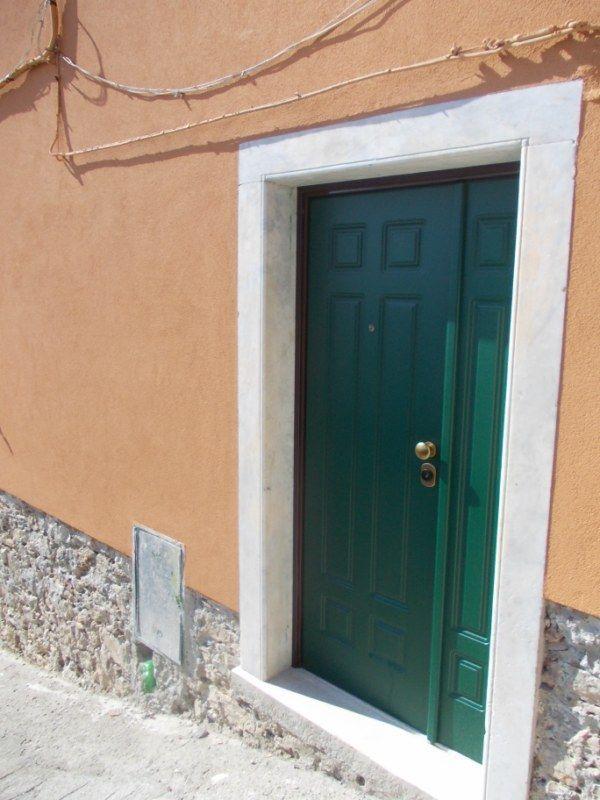 esavano in vendita ad Arcola