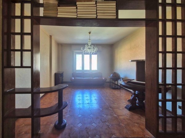 appartamento in vendita ad Arcola in zona Romito Magra