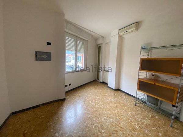 appartamento in vendita ad Arcola in zona Romito Magra