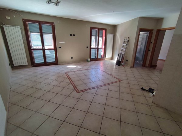 appartamento in vendita ad Arcola in zona Baccano