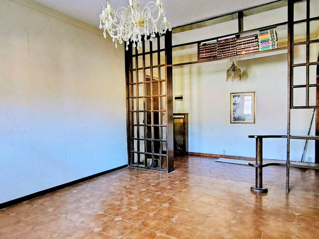 appartamento in vendita ad Arcola in zona Romito Magra
