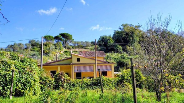 villa in vendita ad Arcola