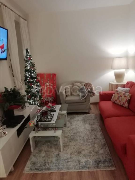 appartamento in vendita ad Arcola in zona Romito Magra