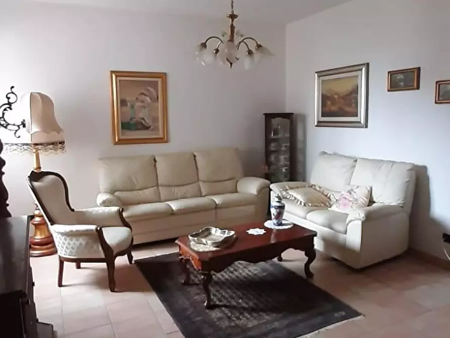 appartamento in vendita ad Arcola in zona Ressora