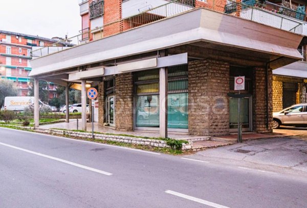 negozio in vendita ad Arcola
