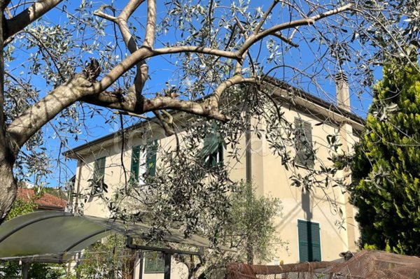 casa indipendente in vendita ad Arcola