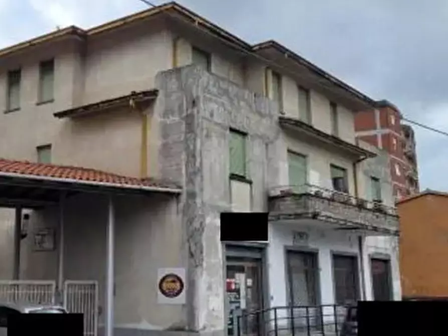 locale commerciale in vendita ad Arcola in zona Romito Magra