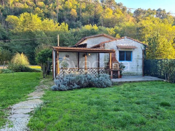 monolocale in vendita ad Arcola in zona Ressora